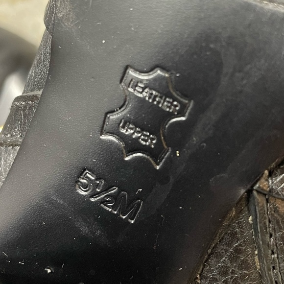 TORY BURCH Mae Black Pebbled Leather Logo-Studded Ankle Boot Bootie Size 5.5M - Picture 12 of 14